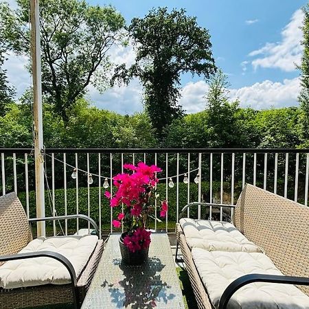 Proche Chateau De Versailles Avec Balcon Vu Sur Une Foret Et Parking Gratuit Pour 5 Personnes Maximum 외부 사진