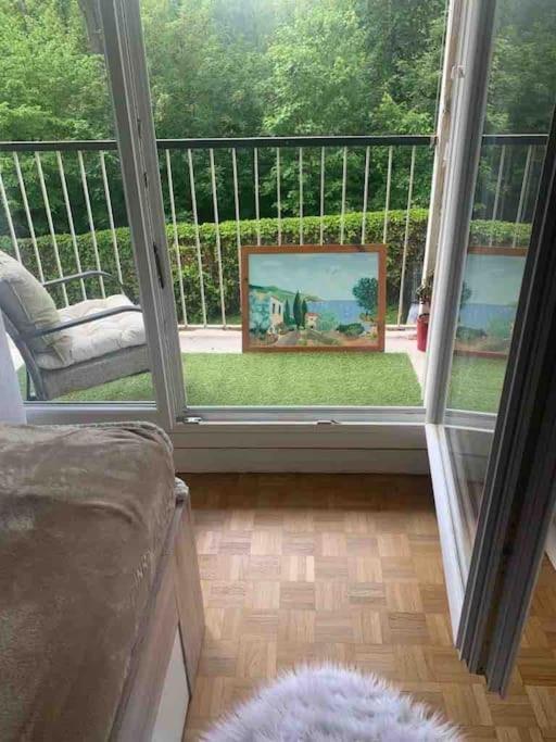 Proche Chateau De Versailles Avec Balcon Vu Sur Une Foret Et Parking Gratuit Pour 5 Personnes Maximum 외부 사진